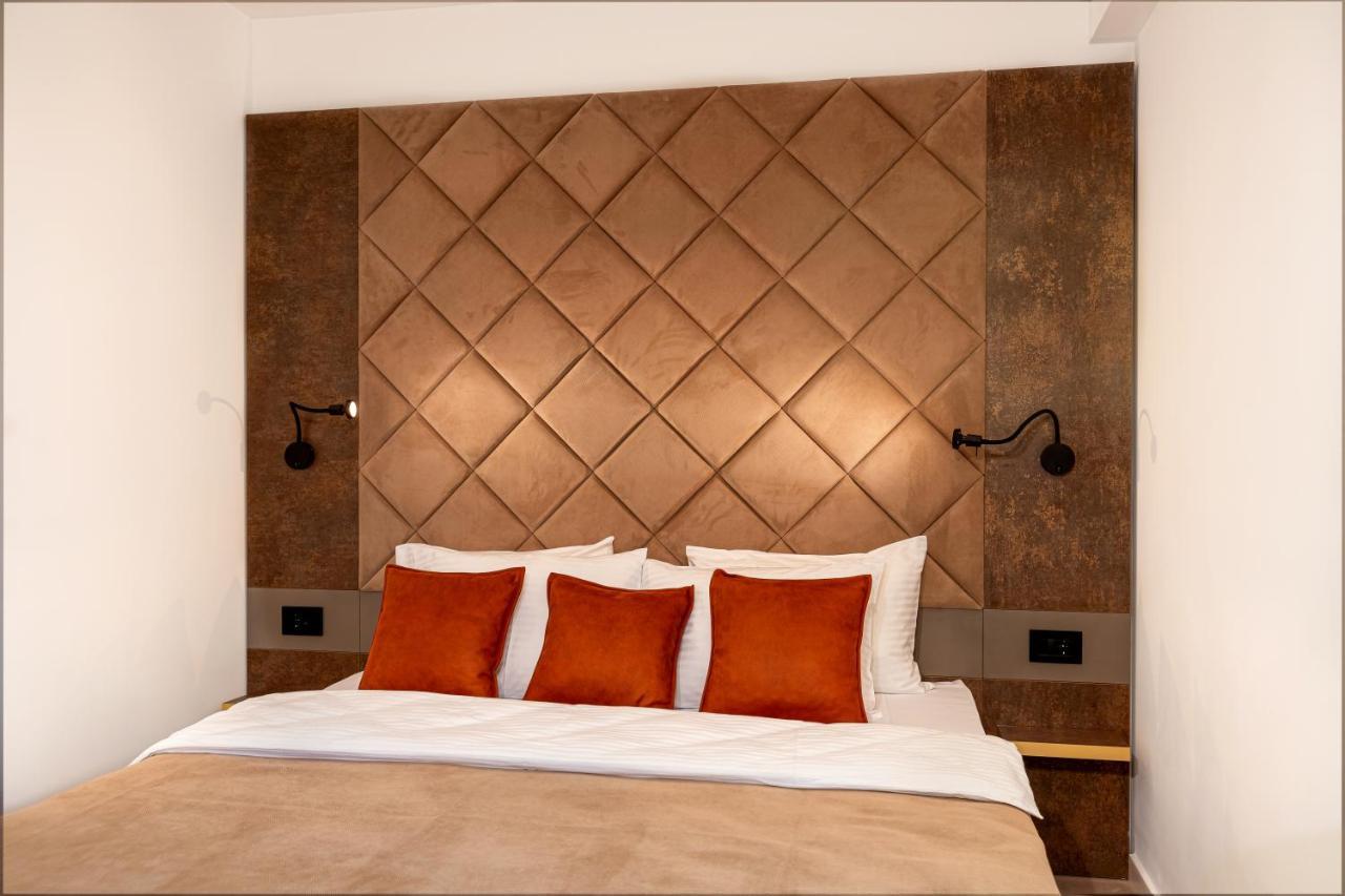 Hotel Ub Aqua Park Ub Екстер'єр фото