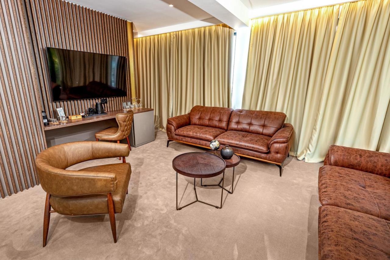 Hotel Ub Aqua Park Ub Екстер'єр фото