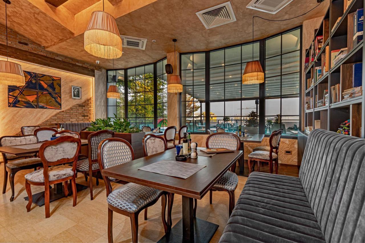 Hotel Ub Aqua Park Ub Екстер'єр фото